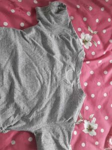 Cute Grey Top (Not Used)