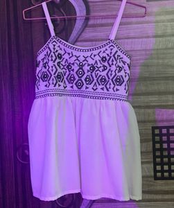 White Cami Top🦢