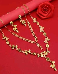 2 Gold Plated Necklace Set With Pretty Earings