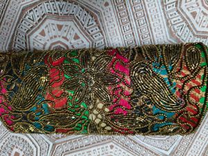 New without tag Beaded party Clutch