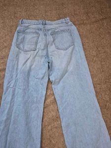 light wash denim wide leg jeans ◇