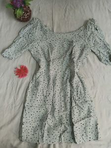 Vintage-Inspired Backless Polka Dot Puff Sleeve Dr