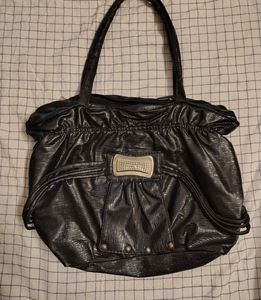 Chic y2k Black Textured Handbag