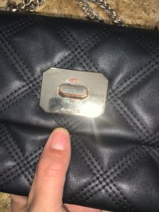 Pareois Sling bag