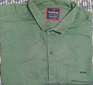 Men's Olive Green Button-Down Shirt