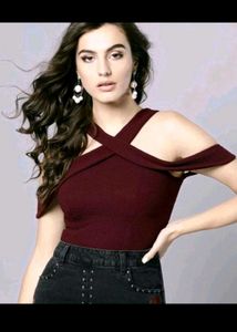 Stylish Maroon Cold Shoulder Top