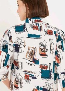 Abstract Print Button-Up Shirt