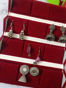 Jhumka Organiser