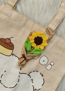 Crocheted Sunflower Bouquet keychain