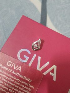 GIVA Sterling Silver Diamond Pendant