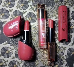 YOU CAN GET 2 LIPSTICK &amp; 1 LIPGLOSS Color 21 &amp; Hud