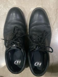GRAB NOW ID: Being Cult Black Leather Shoes