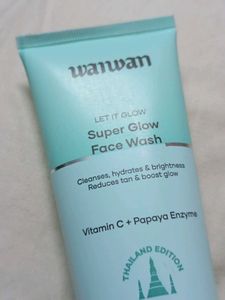 Wanwan Super Glow Face Wash - Vitamin C