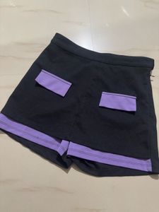 black solid skort