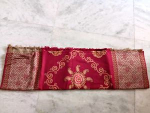 Brand New Elegant Red &amp; Gold Shawl