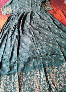 Elegant Green Ethnic Gown