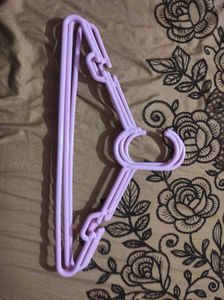 pack of 5 Clothes Hangers