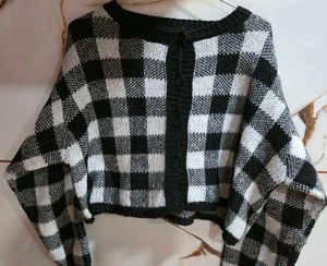 Checked Cropped Cardigan
