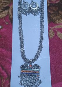 Silver Tone Necklace &amp; Earring Set
