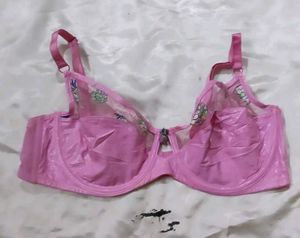 Pink 🩷Bra panty set