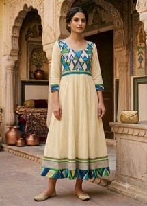 Elegant Cream Kurta with Geometric Print