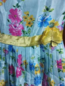 Adorable Floral Print Dress