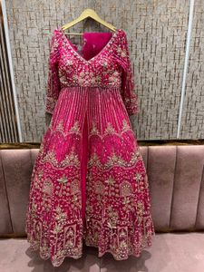 Stunning Embroidered Lehenga Choli Set
