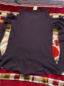 Cute Cold Shoulder "Day Dreaming" Top