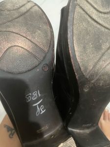 Black Strappy Flats