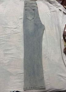 light wash  straight leg jeans for women