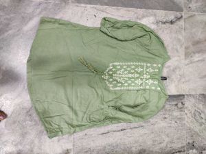 Green Embroidered Kurta