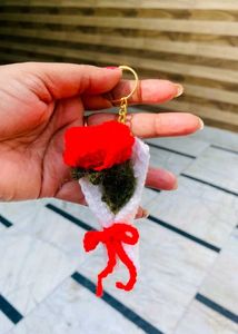 Crochet sunflower and rose bouquet keychain