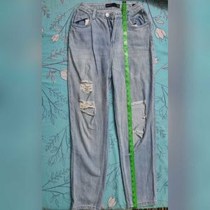 Tokyo Talkies Light Wash Mom Jeans
