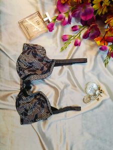 🇳🇿💫🎀 Imported Elegant Black Lace Bra