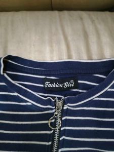 short tshirt