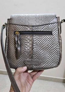 Hidesign - Stylish Grey Snake Print Crossbody Bag