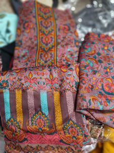 Unstitched Suirs