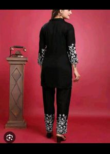 New 2XL Black Embroidered Set