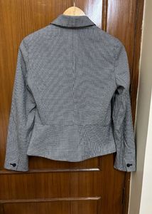 Banana Republic Petite Blazer(Summer/Winter)