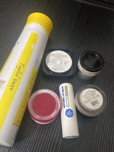 Lip Combo With Free Body Spray