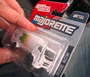 Majorette IVECO Eurocargo truck