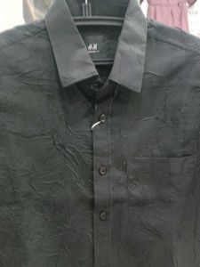 Black H&amp;M Shirt