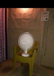 Bajaj Table Fan