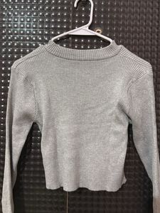 Grey Ribbed Button-Up Cropped Cardigan