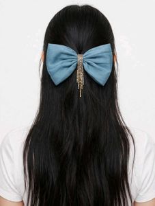 Elegant Bow Hair Clip with Rhinestones