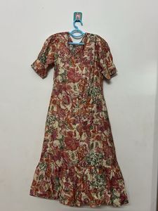 Beautiful Floral Print Maxi Dress UNUSED CONDITION
