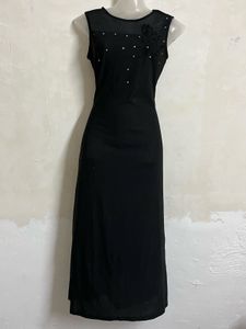 Elegant Black Sheath Dress with Embellishments