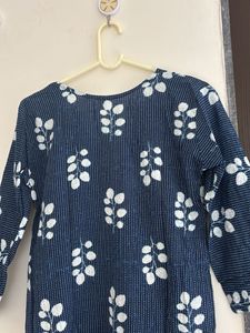 Blue Leaf Print V-Neck Kurta