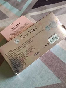 Perfectt 24 Highlighter Palette Glow