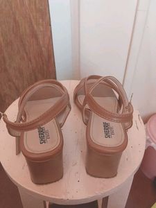 Stylish Brown Block Heel Sandals
